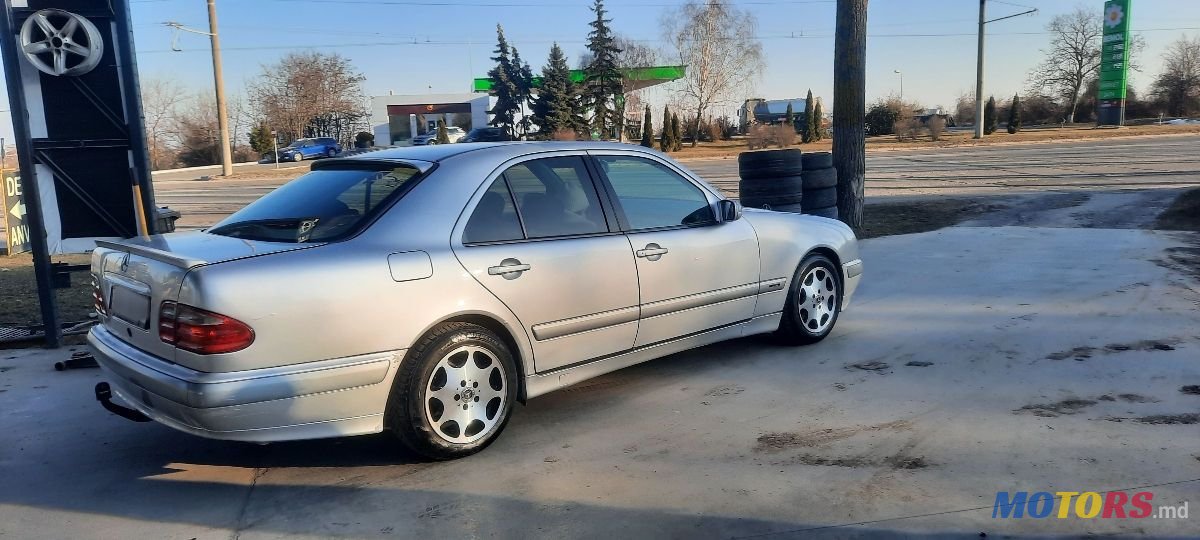2000' Mercedes-Benz E-Class photo #5