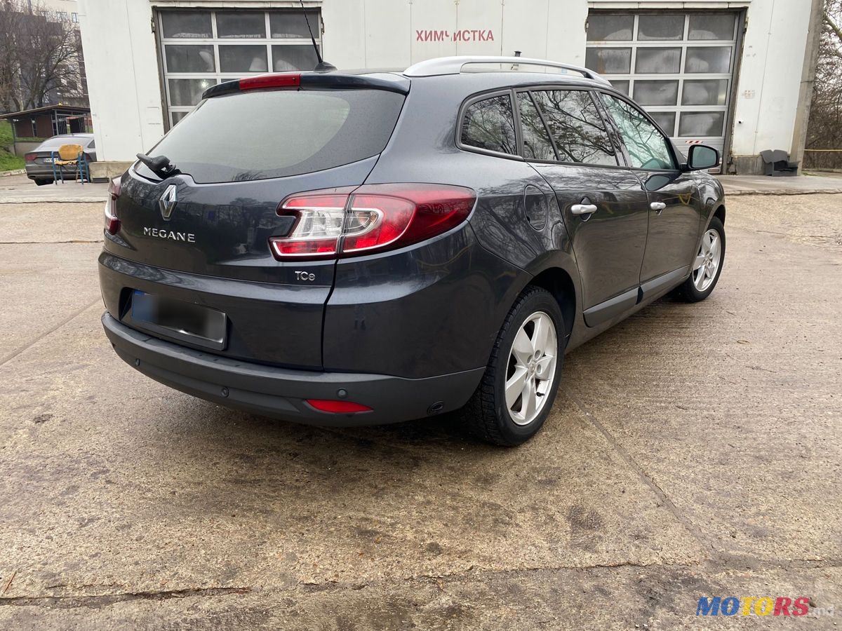 2009' Renault Megane photo #4