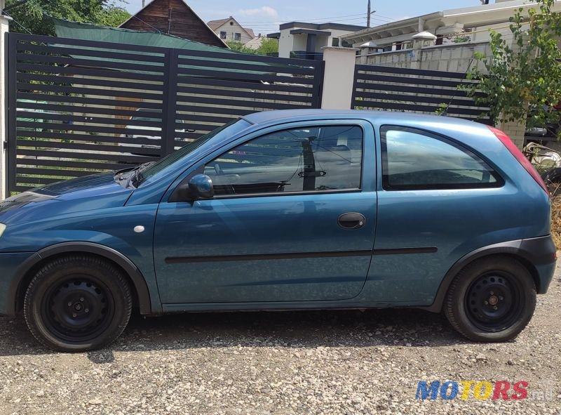 2001' Opel Corsa photo #2