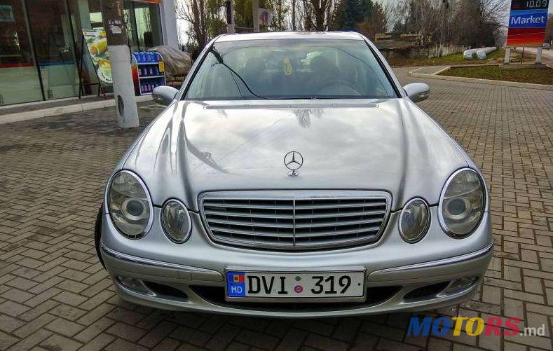 2003' Mercedes-Benz E photo #3
