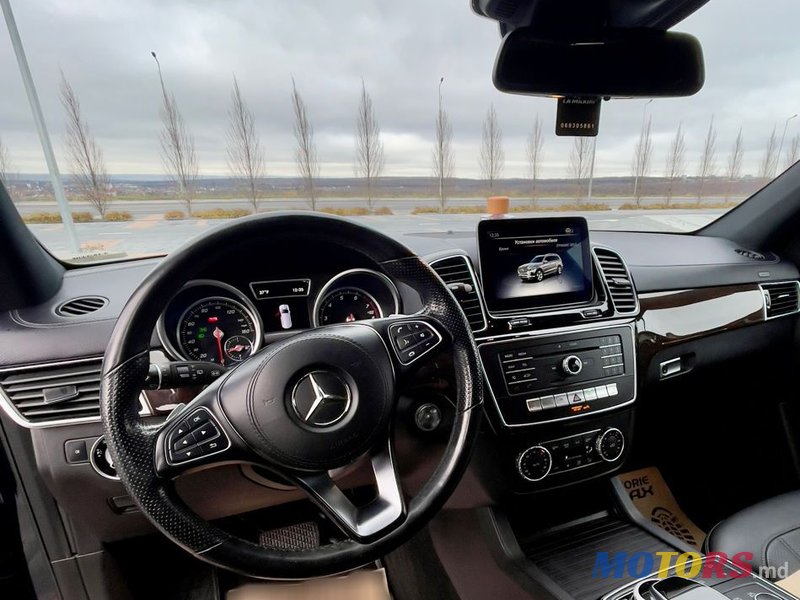2017' Mercedes-Benz Gls-Class photo #5