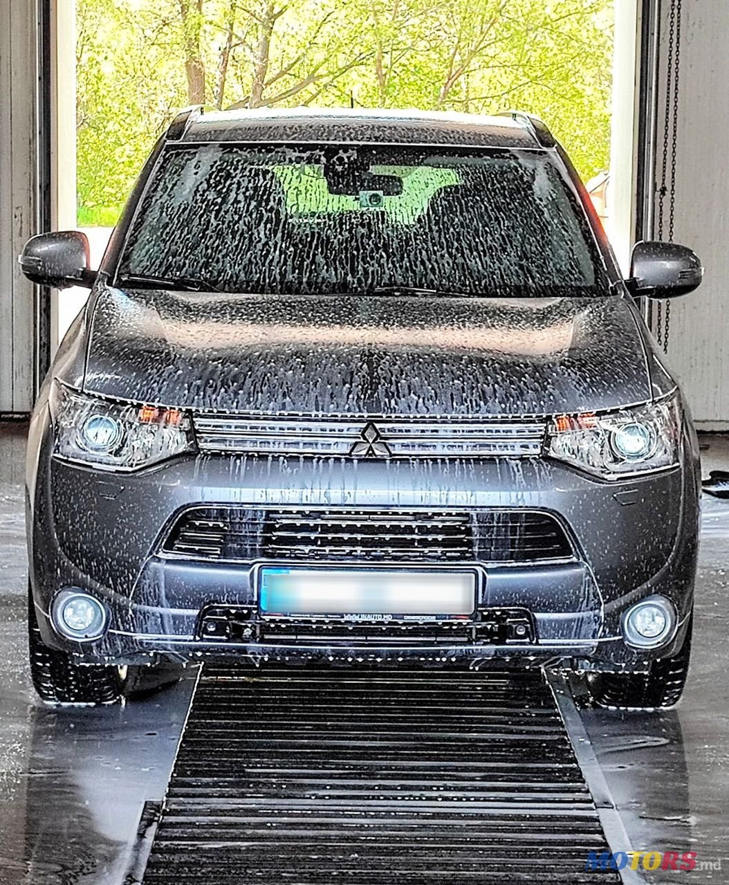 2014' Mitsubishi Outlander photo #1