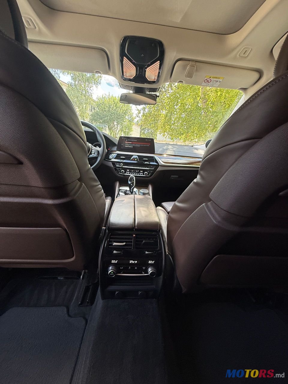 2018' BMW 6 Series GT photo #2