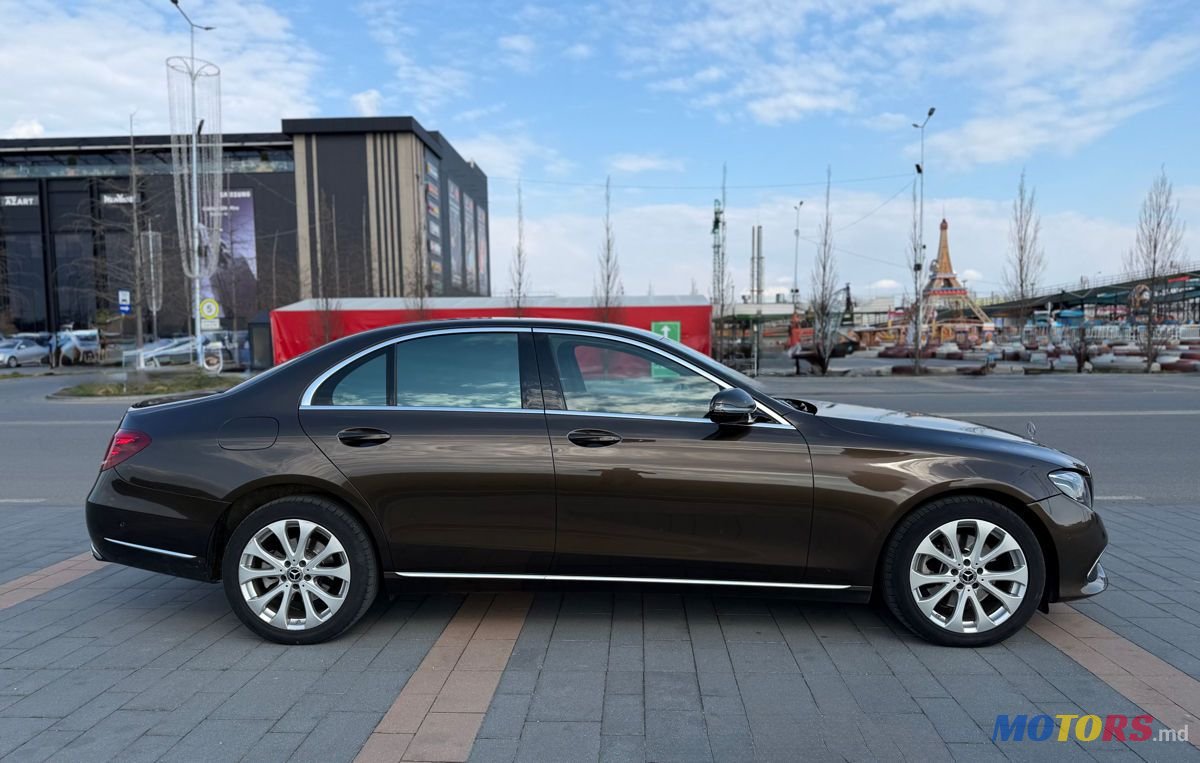 2018' Mercedes-Benz E-Class photo #3