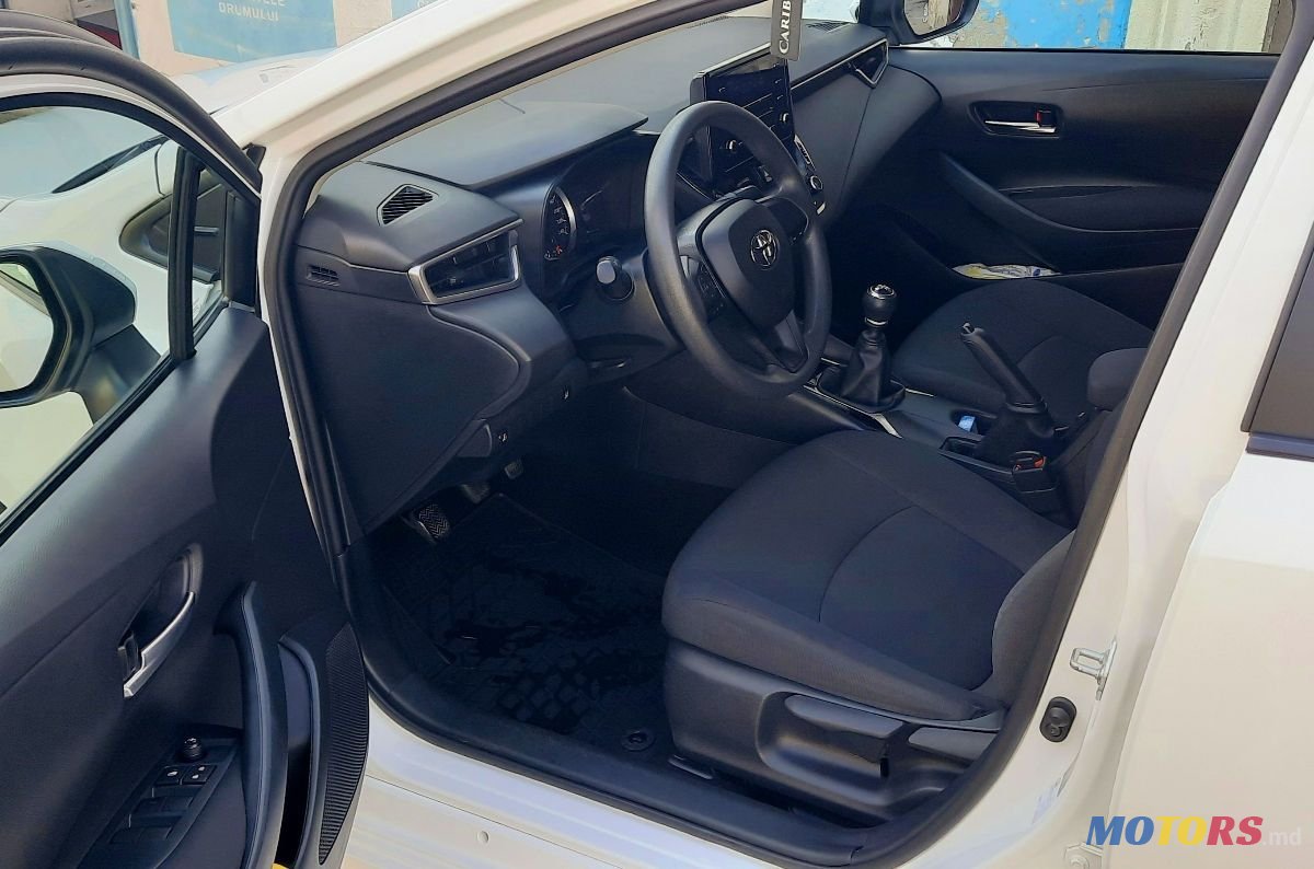 2020' Toyota Corolla photo #4