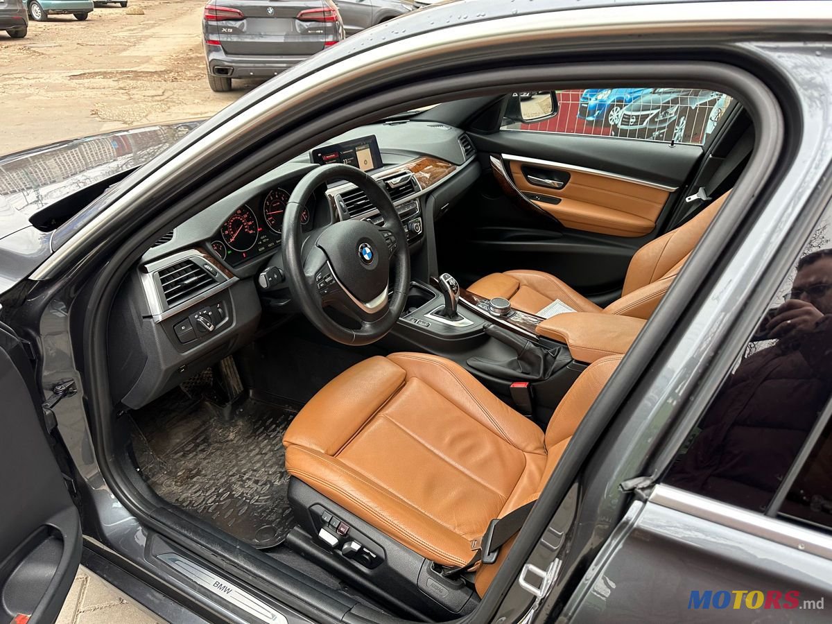2018' BMW 3 Series photo #2