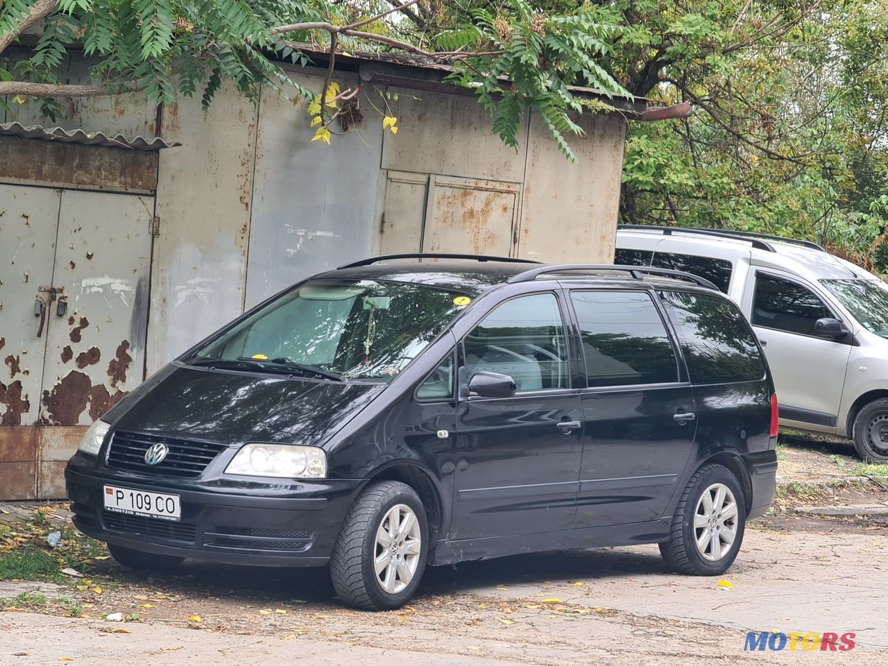 2001' Volkswagen Sharan photo #1