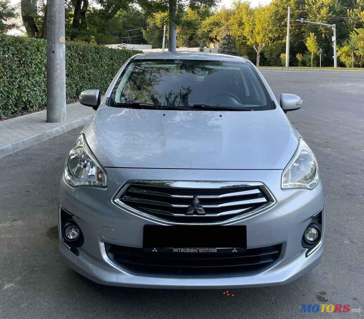 2016' Mitsubishi Attrage photo #3