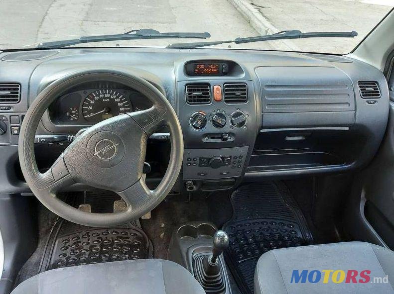 2005' Opel Agila photo #6