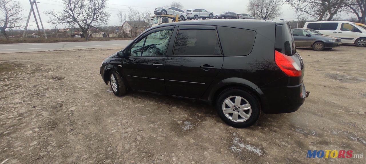 2007' Renault Grand Scenic photo #5