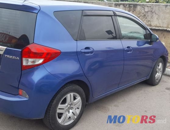 2011' Subaru Trezia photo #2