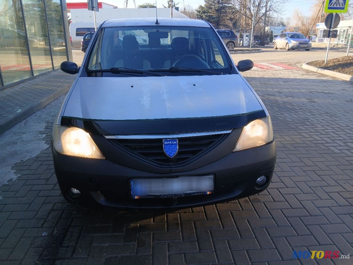 2007' Dacia Logan photo #2