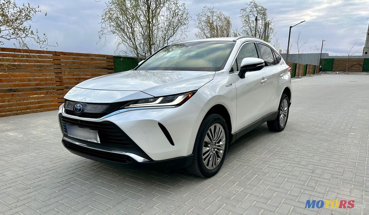 2021' Toyota Venza photo #1