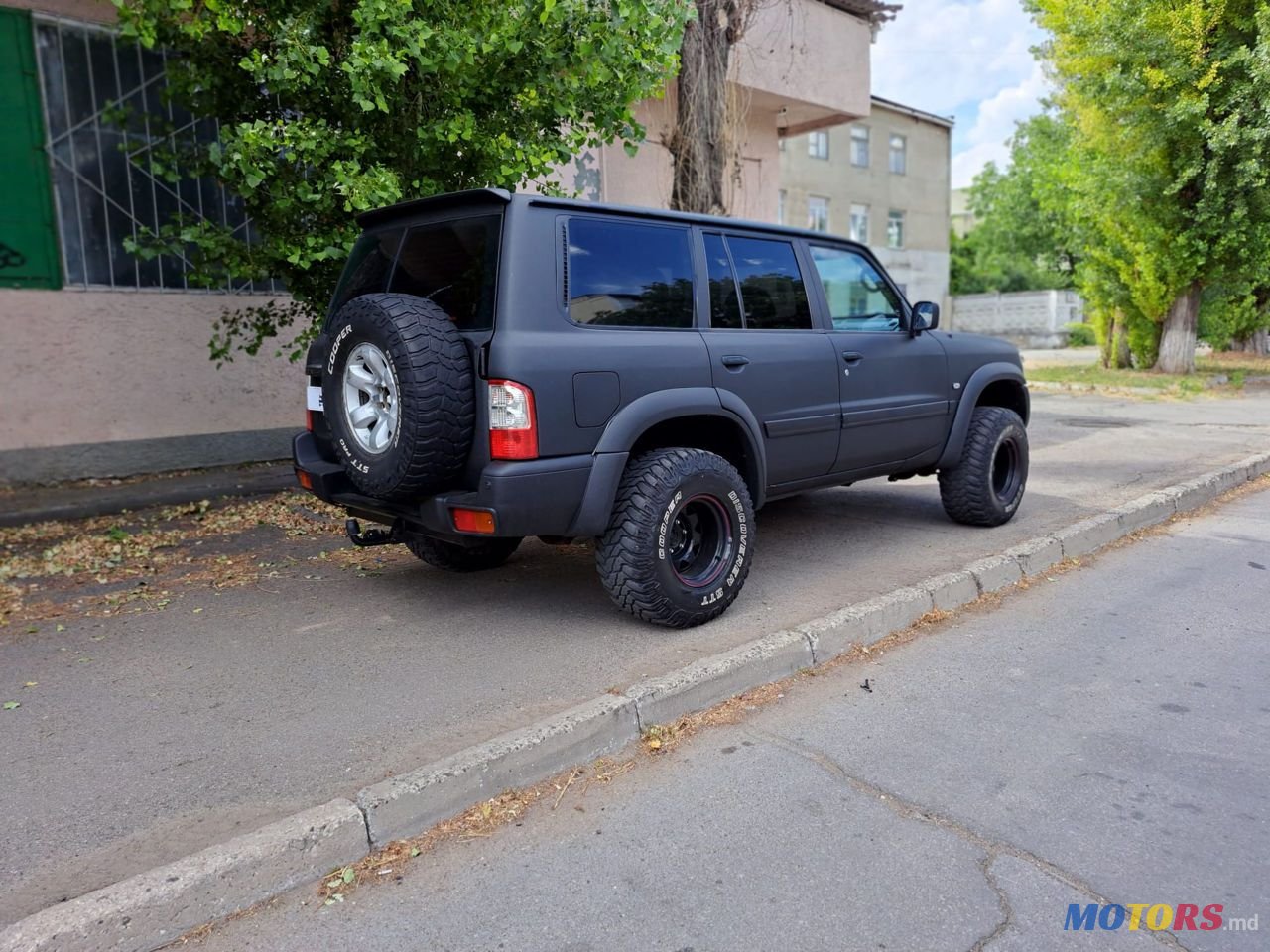 2000' Nissan Patrol photo #4