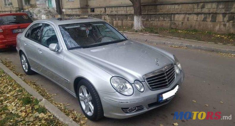 2002' Mercedes-Benz E photo #2