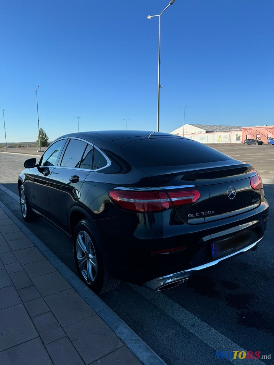 2017' Mercedes-Benz Glc Coupe photo #2