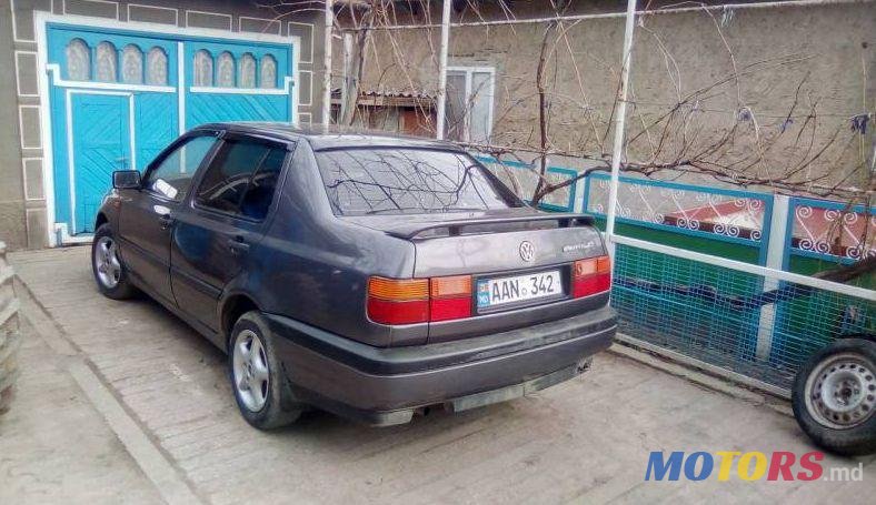 1993' Volkswagen Vento photo #1
