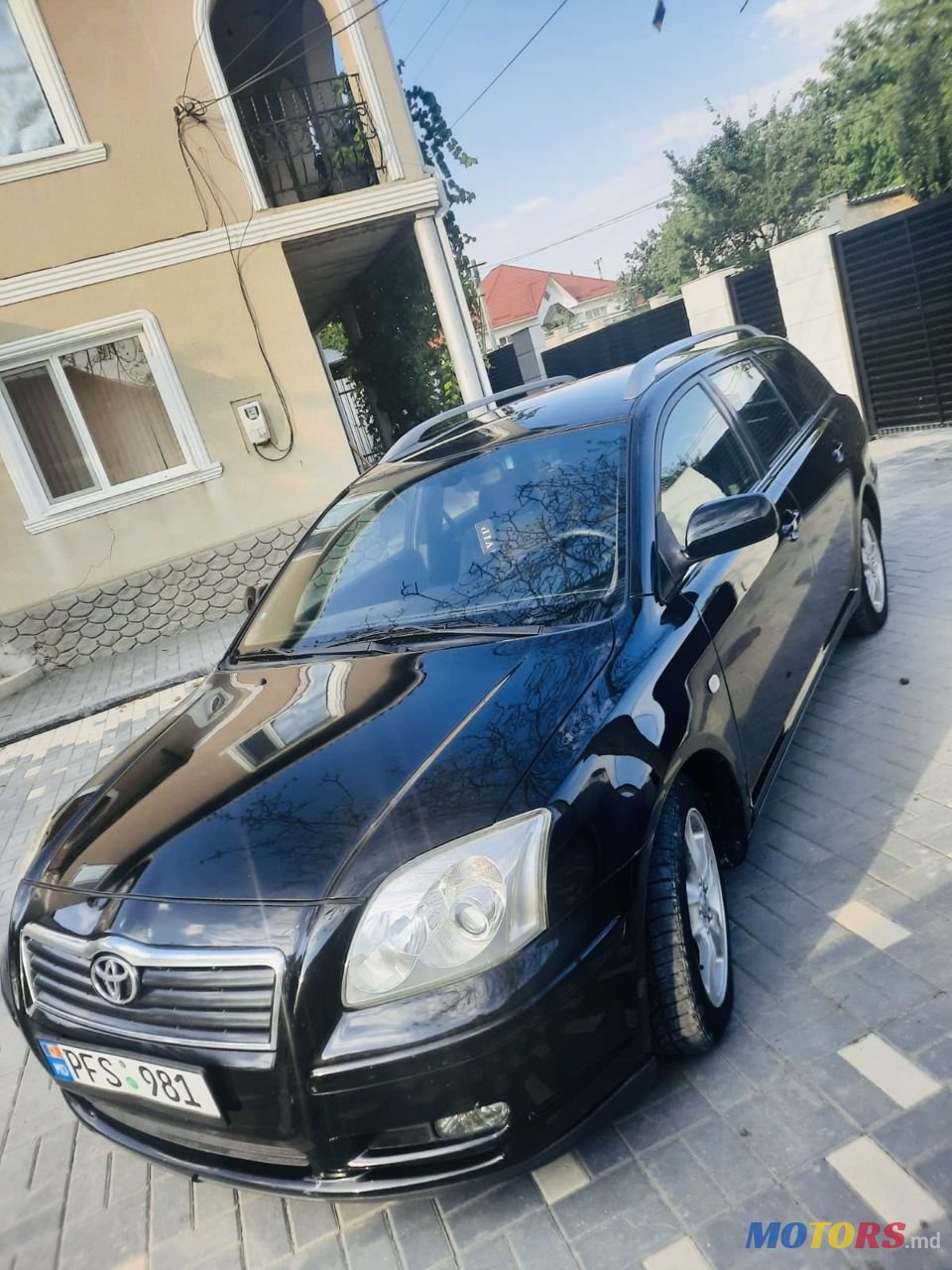 2005' Toyota Avensis photo #3