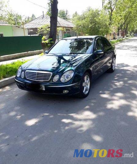 2006' Mercedes-Benz E photo #1