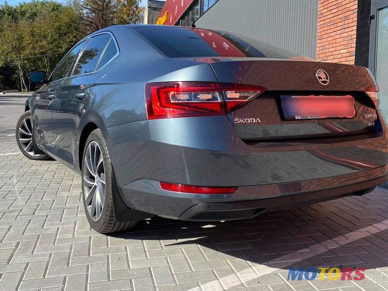 2017' Skoda Superb photo #2