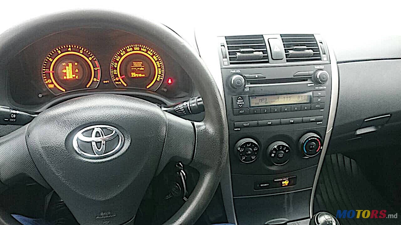 2008' Toyota Corolla photo #5