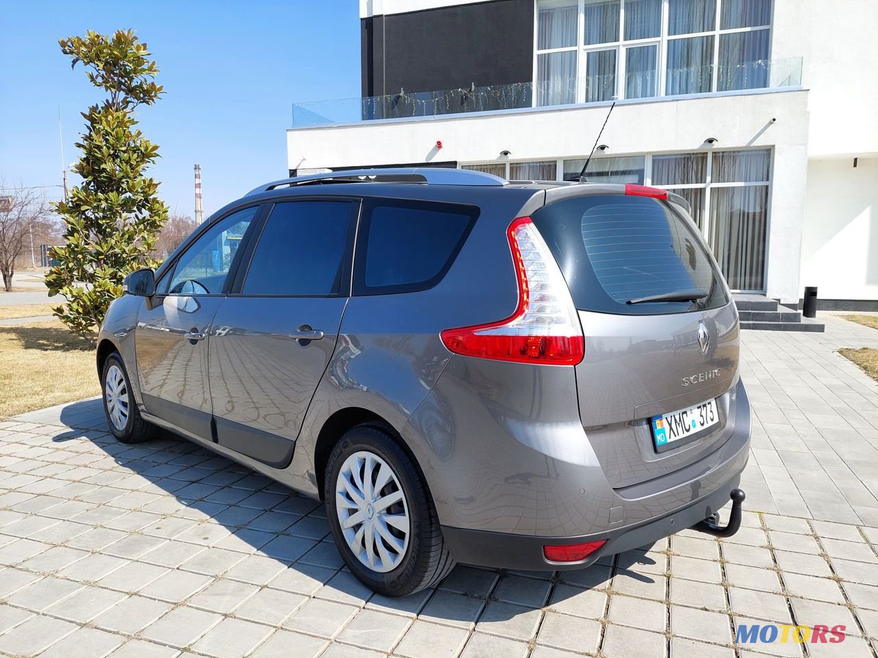 2013' Renault Grand Scenic photo #3