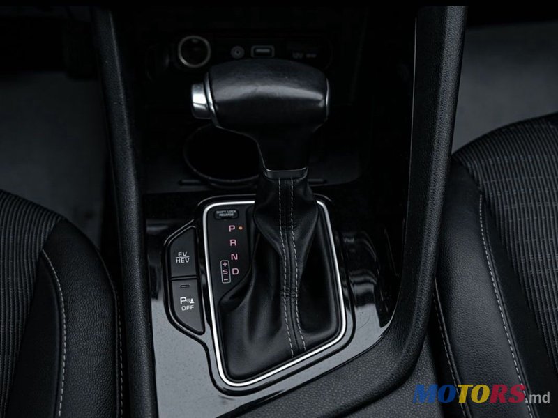 2019' Kia Niro photo #6