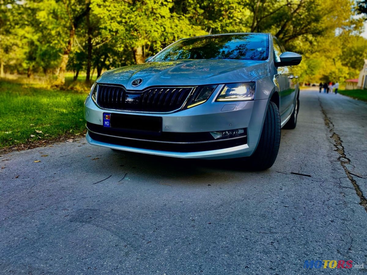 2020' Skoda Octavia photo #2