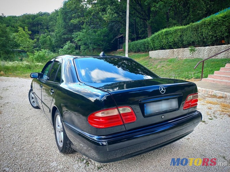 2000' Mercedes-Benz E Класс photo #2