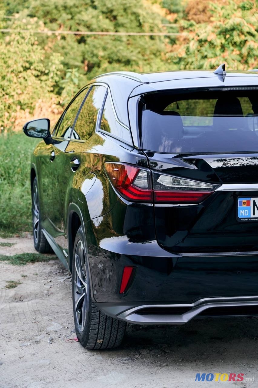 2017' Lexus Lx 450 photo #3