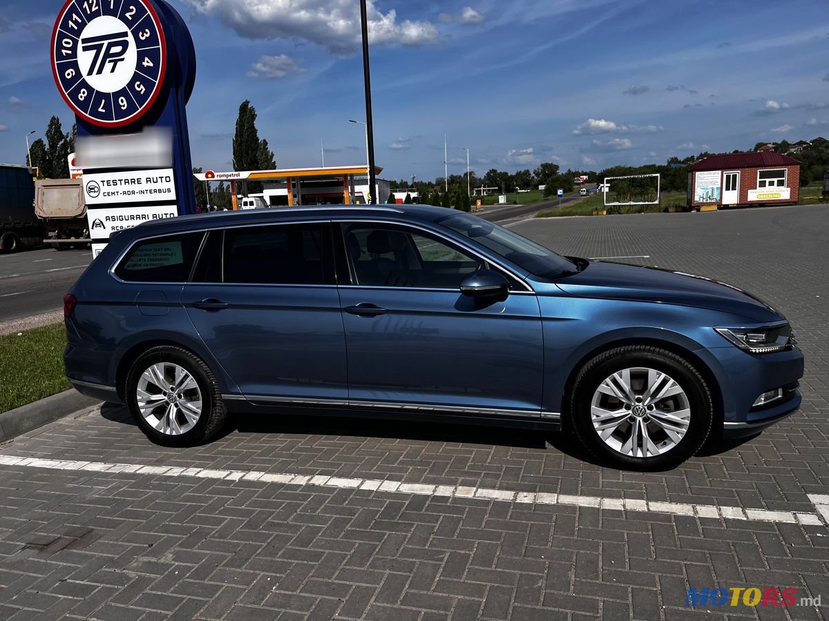 2018' Volkswagen Passat photo #3