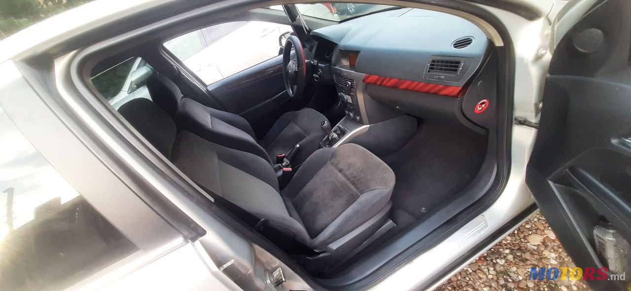 2006' Opel Astra photo #4