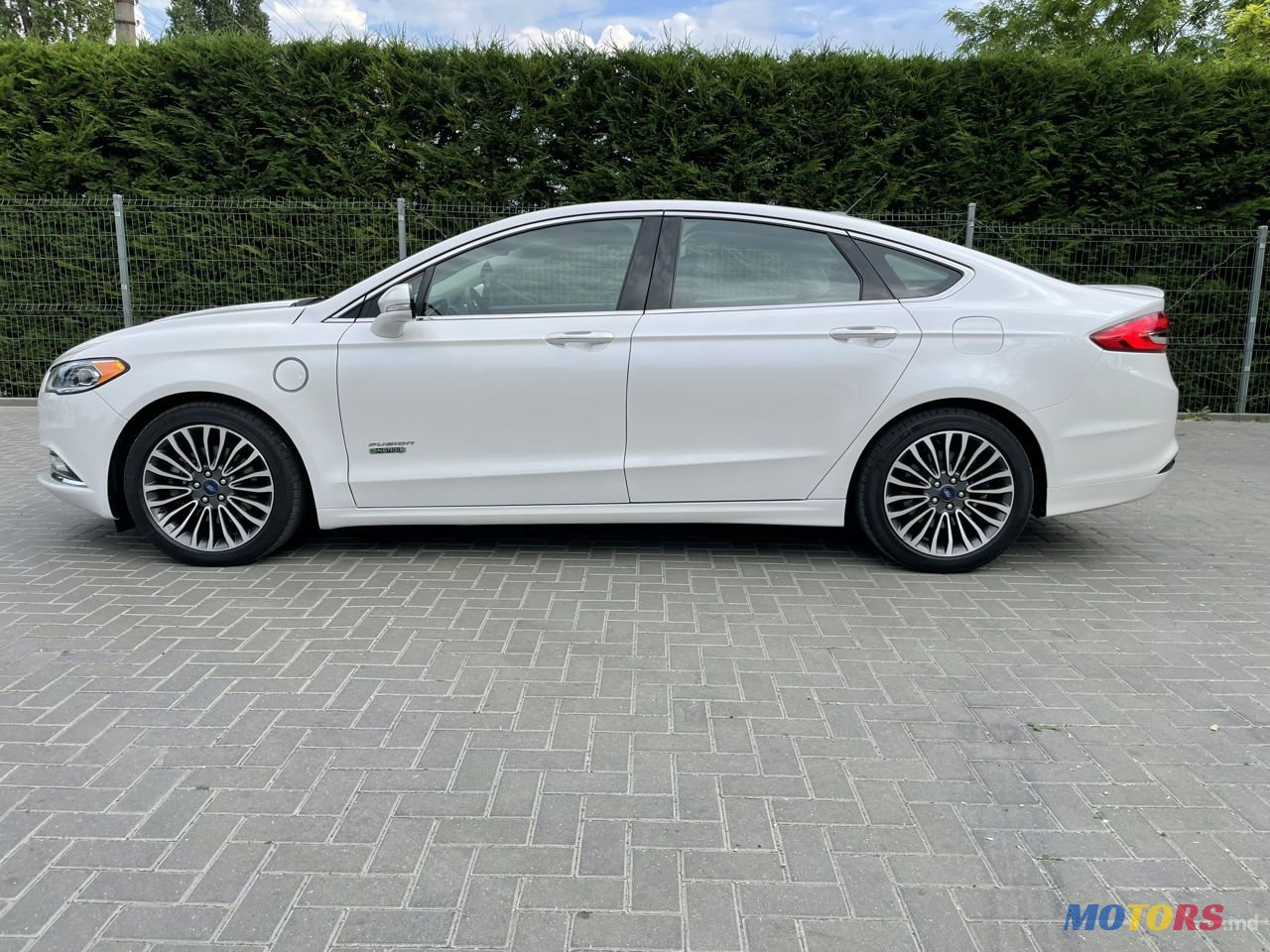 2016' Ford Fusion photo #5