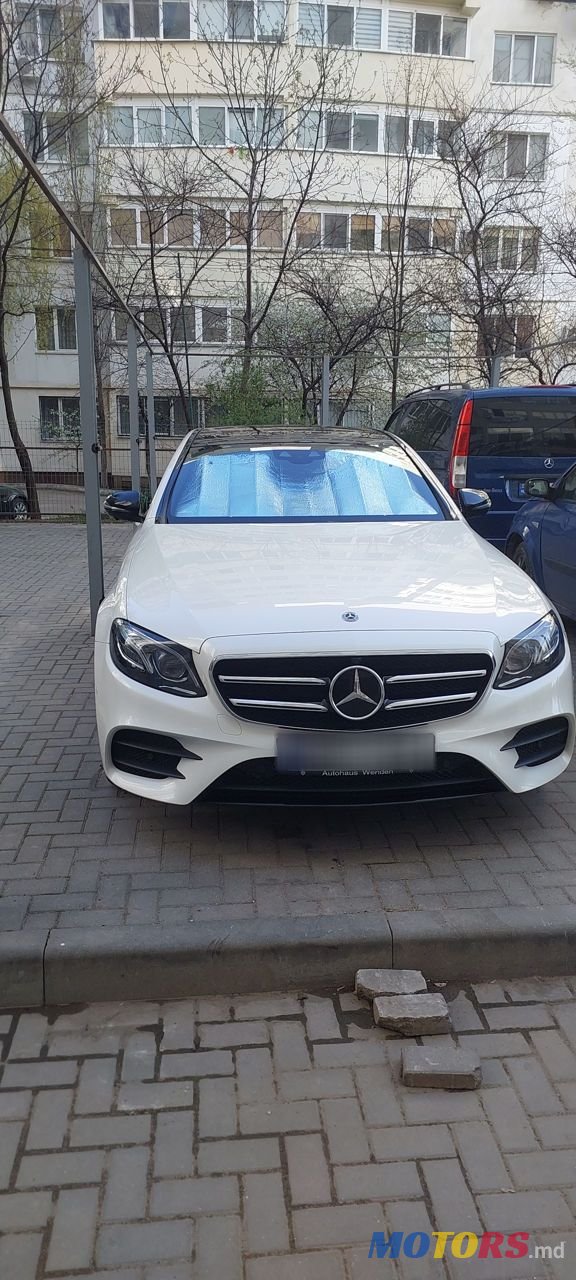 2019' Mercedes-Benz E-Class photo #3