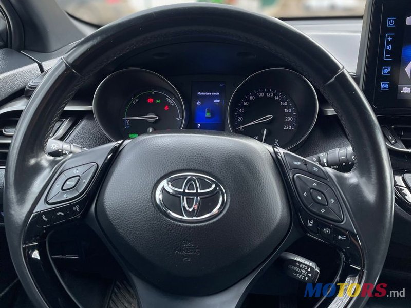 2018' Toyota C-Hr photo #6