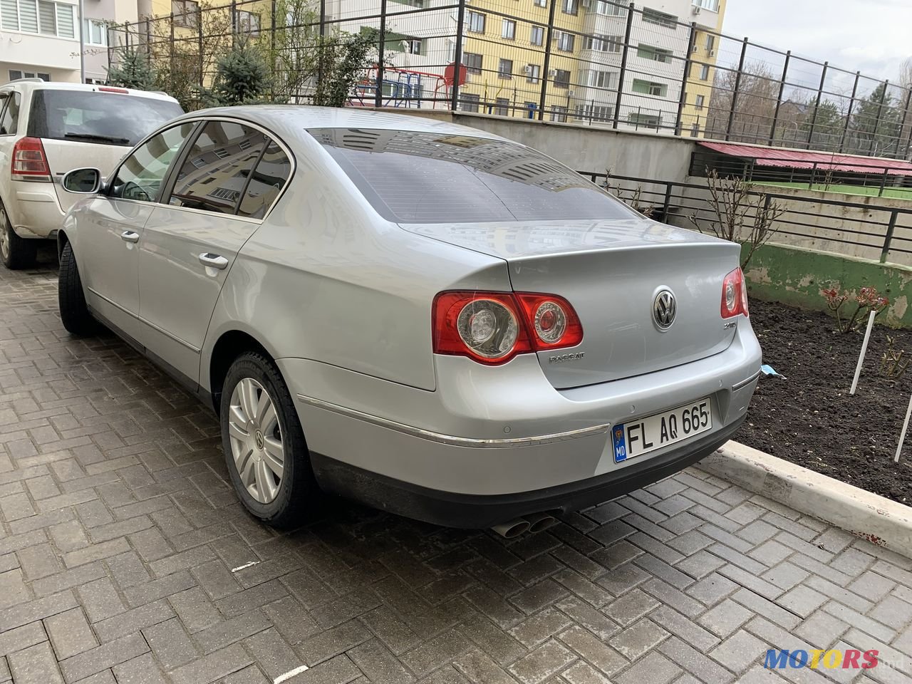 2007' Volkswagen Passat photo #2