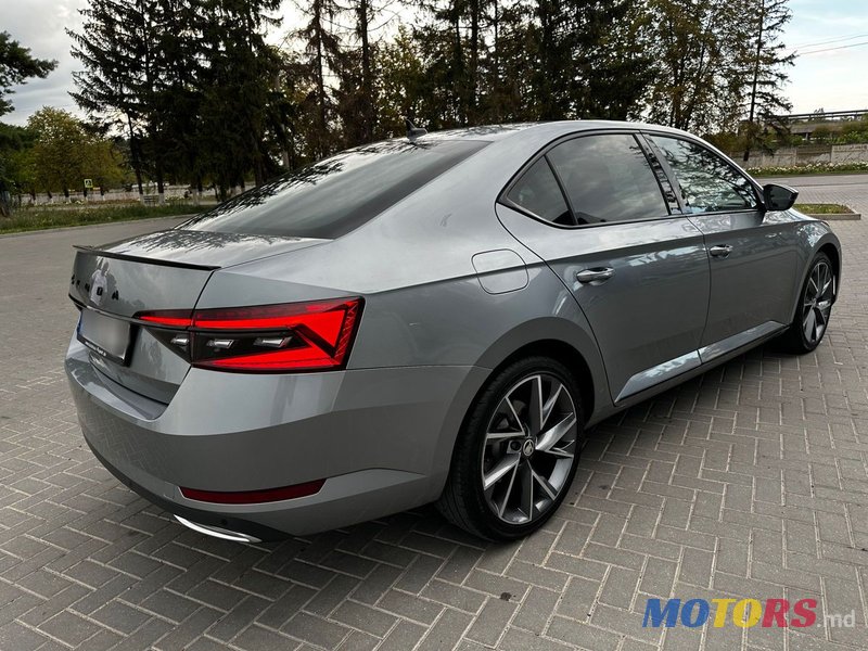 2020' Skoda Superb photo #5