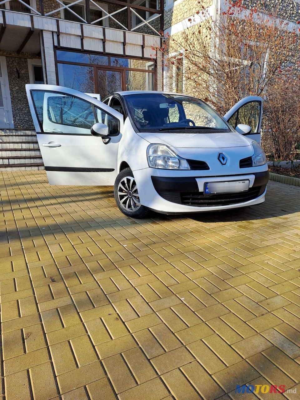 2010' Renault Modus photo #1