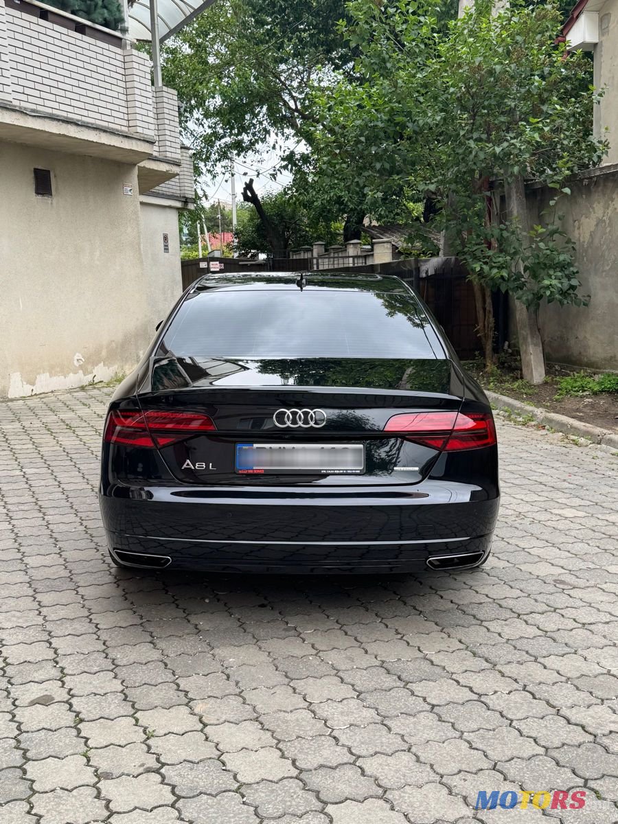 2017' Audi A8 photo #4
