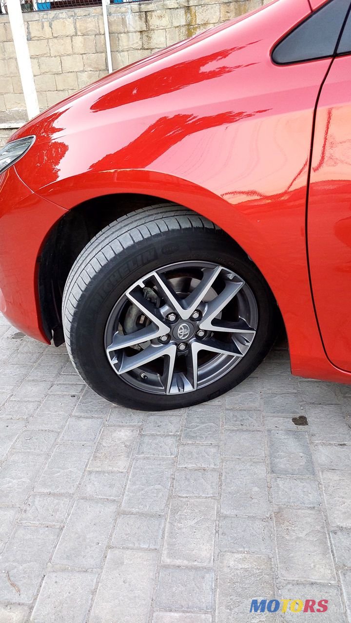 2015' Toyota Auris photo #5