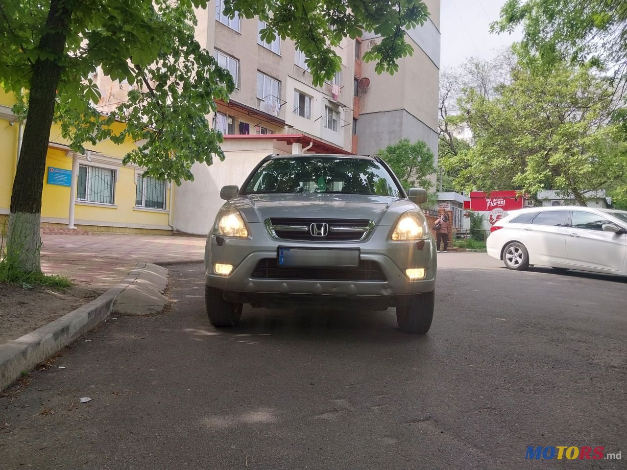 2004' Honda CR-V photo #1