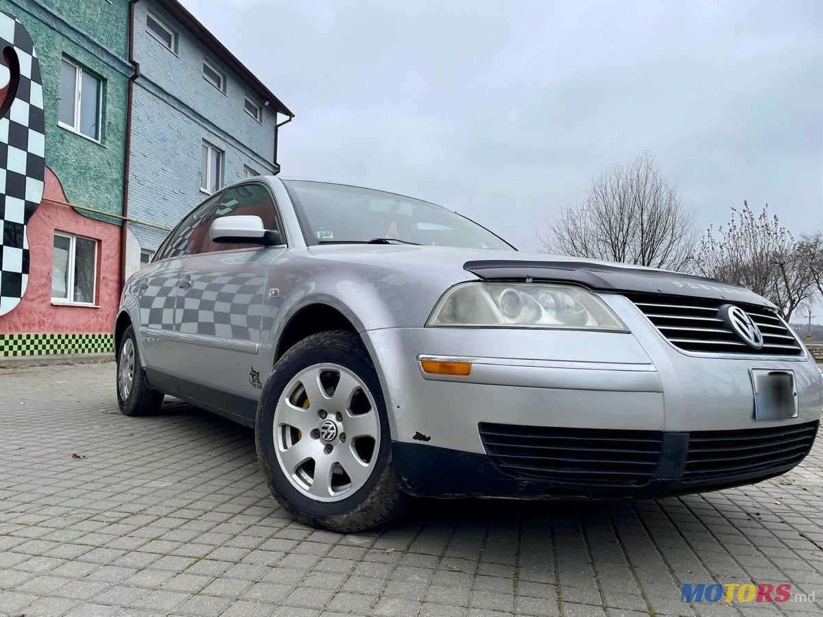 2003' Volkswagen Passat photo #3