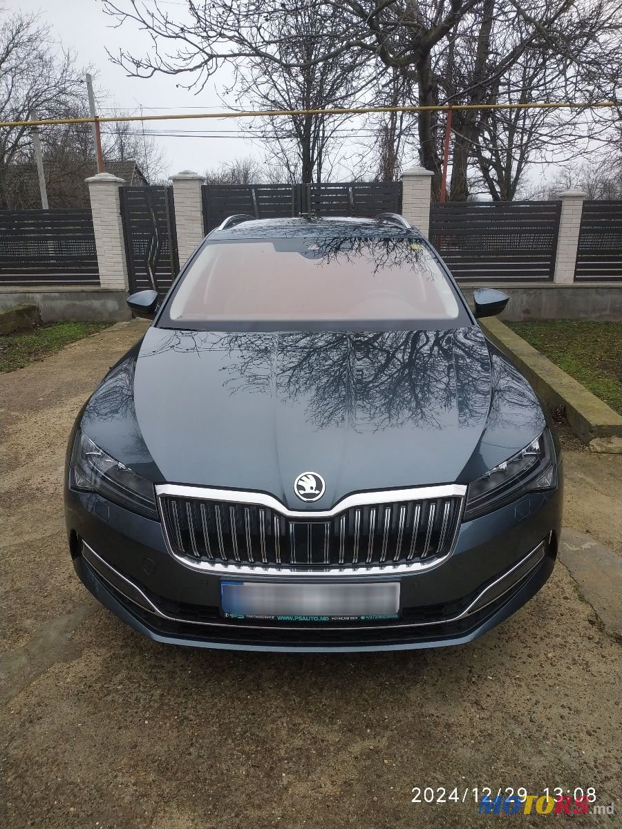 2020' Skoda Superb photo #1