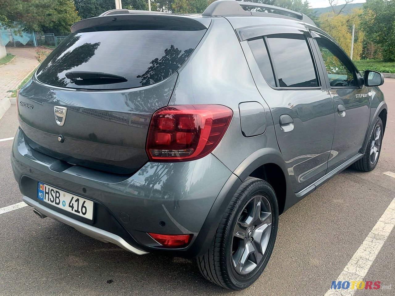 2017' Dacia Sandero Stepway photo #2
