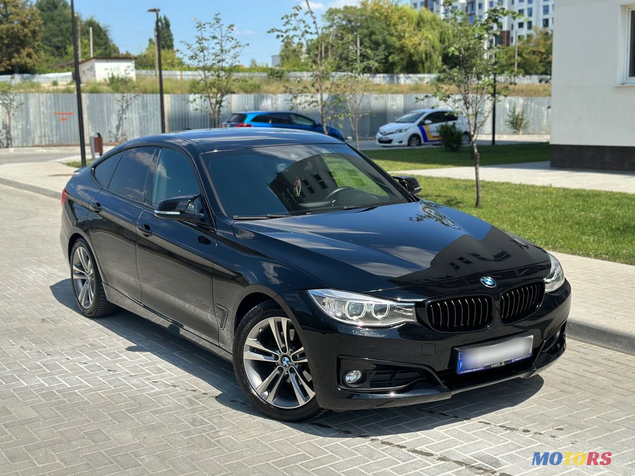 2015' BMW 3 Gt photo #1