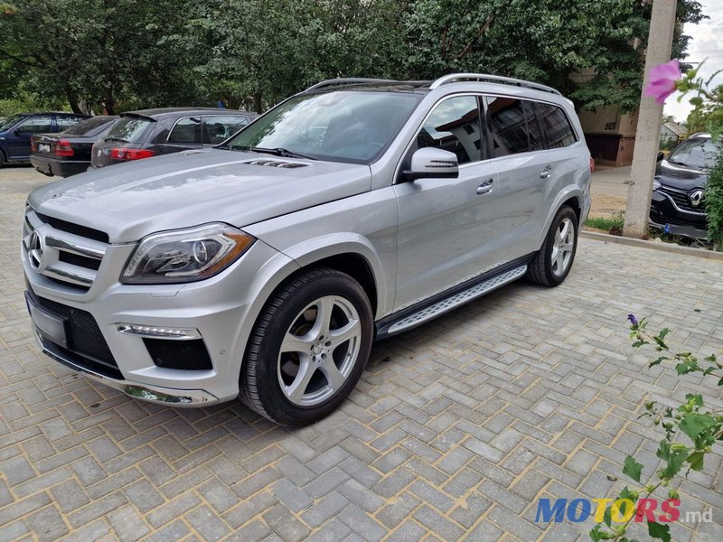 2015' Mercedes-Benz GL-Class photo #1