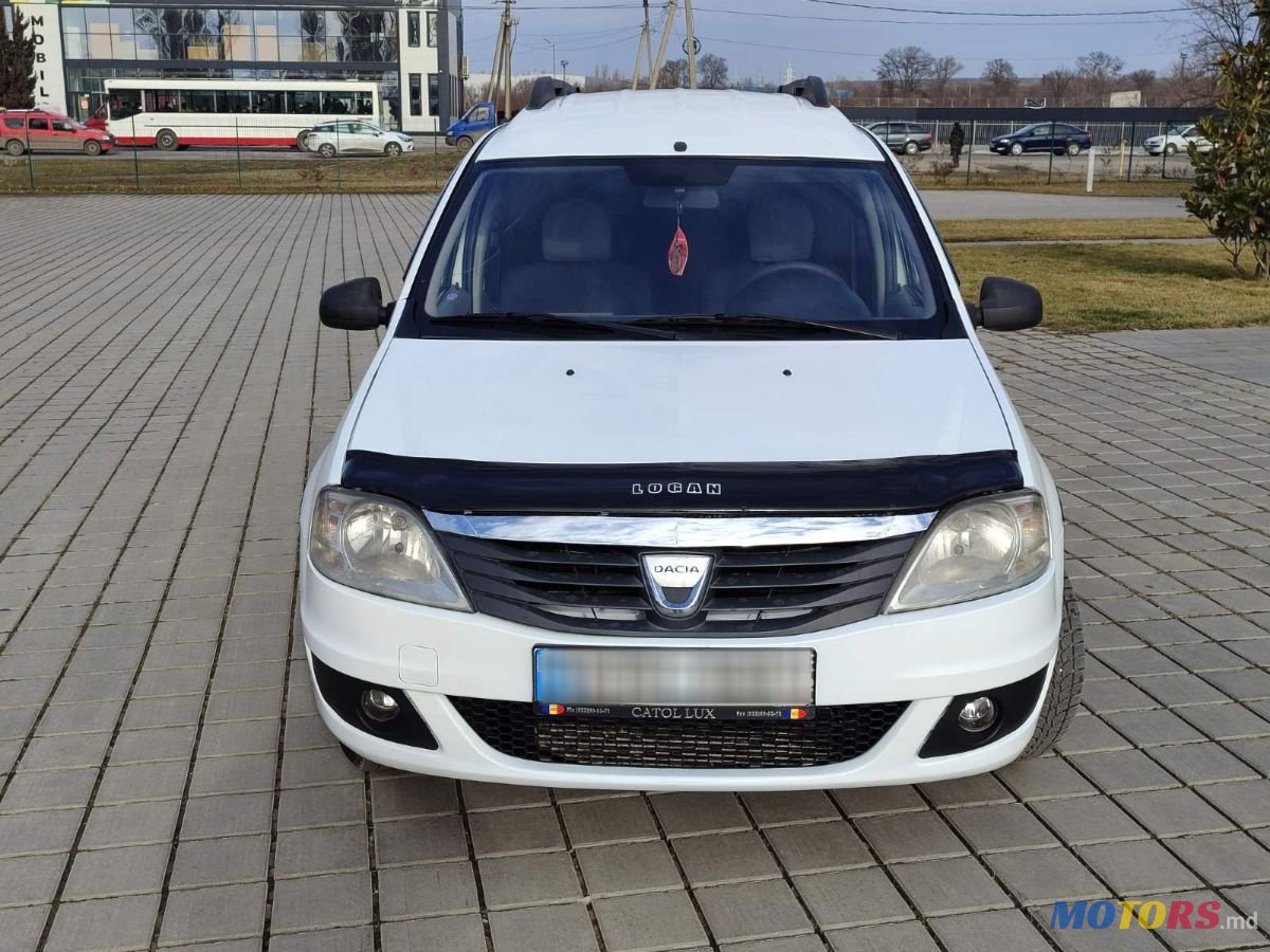 2009' Dacia Logan Mcv photo #1