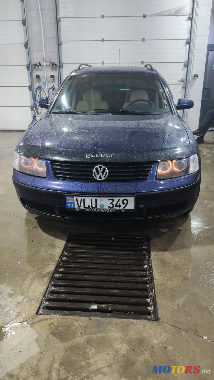 1998' Volkswagen Passat photo #2