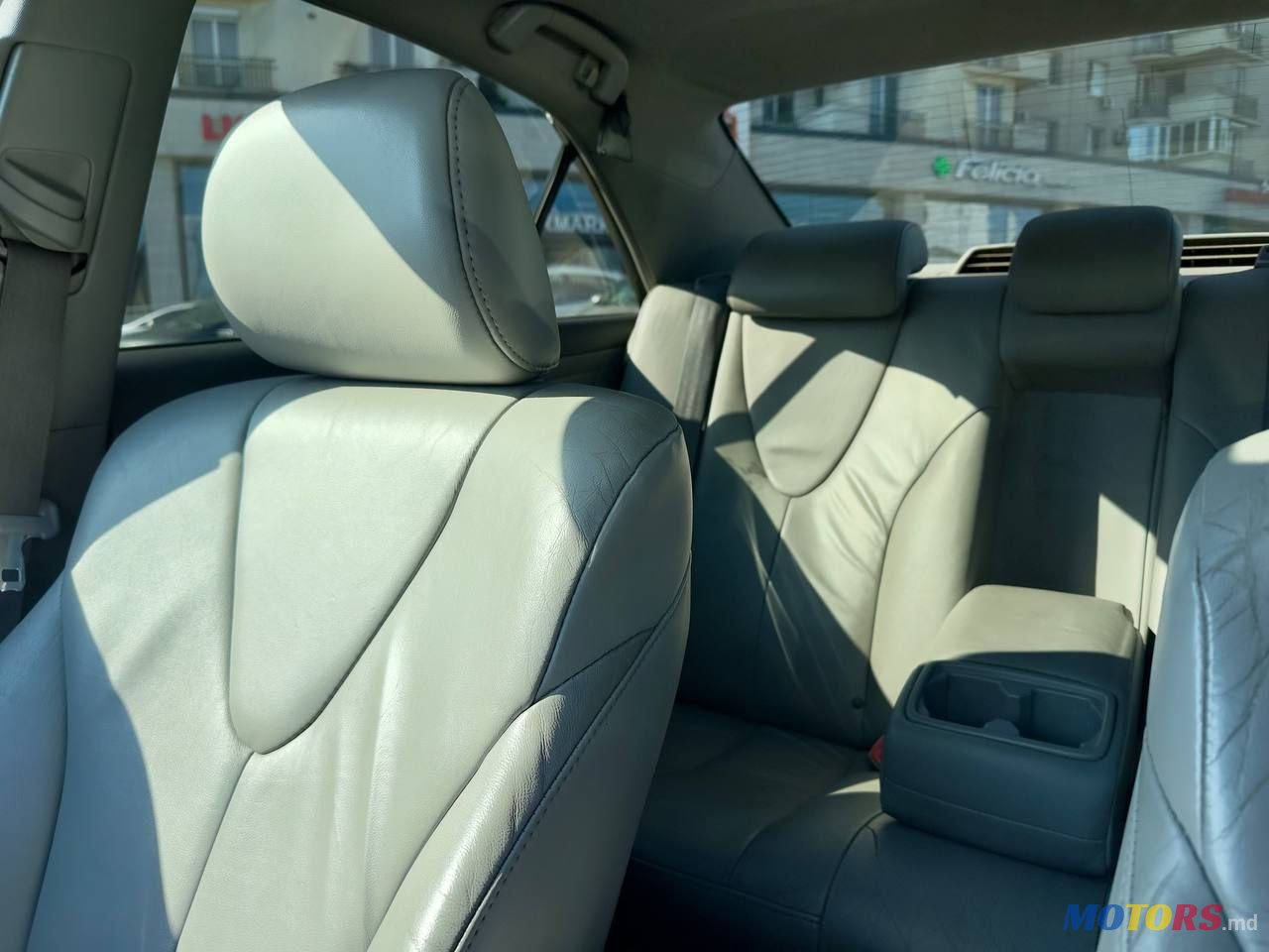 2009' Toyota Camry photo #2