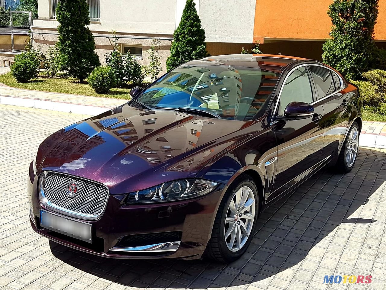 2013' Jaguar XF photo #1